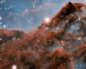 Показали дивовижні знімки галактичної туманності Кіля
