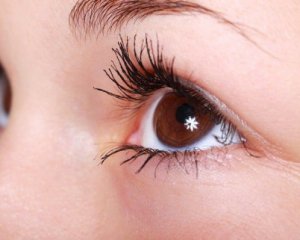 Как избавиться морщин и отеков вокруг глаз