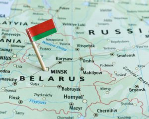 Восемь стран отозвали послов из Беларуси