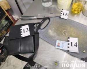 Чоловік зарізав батька на робочому місці