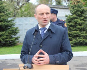 Хотів стягнути гривню за "бандита": опальний мер Черкас програв позов до Зеленського