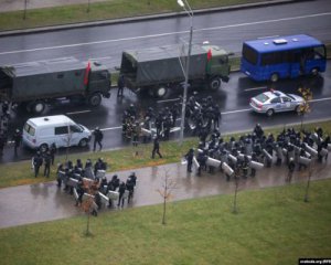 Білоруським силовикам дозволять стріляти з бойової зброї