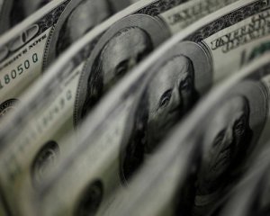 Карантин може несподівано розвернути курс долара: аналітики дали прогноз