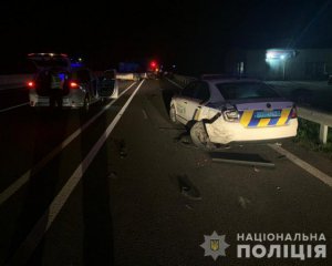 Mazda влетела в авто полиции при оформлении смертельного ДТП