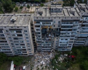 Взрыв на Позняках: в одной из квартир нашли взрывоопасное вещество и оружие