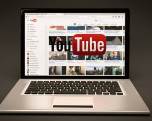 YouTube розширить обмеження для контенту з теоріями змови