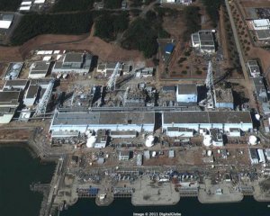 Воду с АЭС &quot;Фукусима&quot; планируют слить в океан