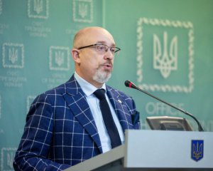 Резніков висловився про включення особливого статусу Донбасу до Конституції