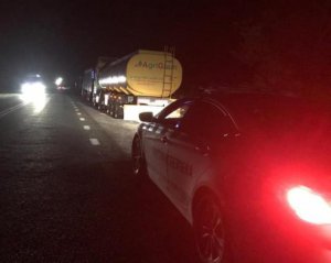 На въезде в Николаев больше сотни грузовиков заблокировали движение