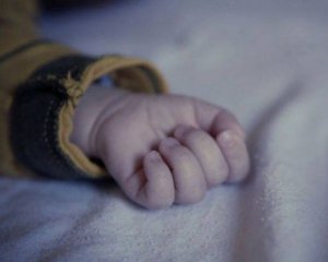 Родители заморили голодом 2-летнего сына