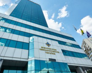 Кабмін затвердив стратегію з безпеки на дорогах