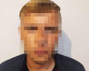 Поліція затримала студента, що спаплюжив пам'ятник Героям Небесної сотні