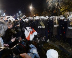 Польща: почалися нові протести проти заборони абортів