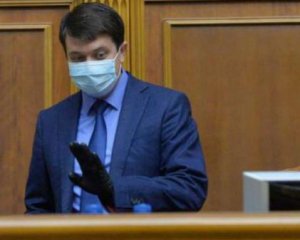 Разумков пояснив, чому не відповів на запитання Зеленського