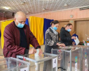 Выборы на Киевщине требуют признать недействительными из-за масштабных фальсификаций