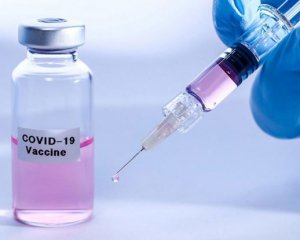 Вакцинація від коронавірусу може початися в квітні - президентка Єврокомісії