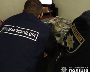 Мужчина незаконно продавал доступ к украинским телеканалам