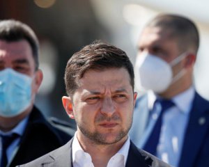 Скандальне рішення КС: Зеленський зажадав від суддів пояснень