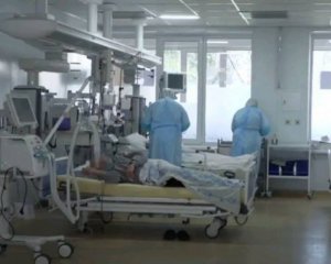 В харьковских больницах закончились места с кислородом для больных коронавирусом