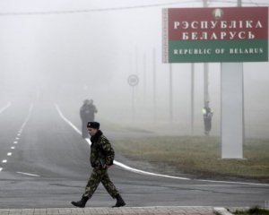 Білорусь закриває кордони