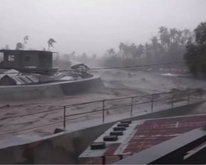 Тайфун Гони на Филиппинах разогнался до 225 км/ч