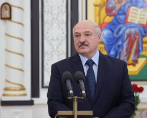 Лукашенко хоче допомогти Макрону в діалозі з мусульманами