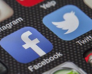 Facebook і Twitter заблокували фейкові сторінки про вибори у США