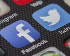Facebook и Twitter заблокировали фейковые страницы о выборах в США
