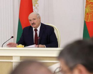 Евросоюз ввел санкции против Лукашенко и еще 14 белорусских чиновников
