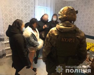 Інтернет-шахрайка брала з покупців передплату за товар і зникала