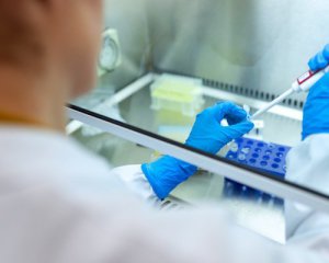 Призначили пожиттєві виплати медикам, постраждалим від Covid-19