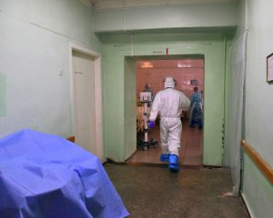 Нашли убитой в больнице: больна Covid-19 свела счеты с жизнью