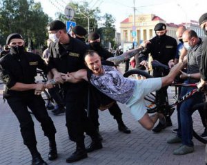 Протести в Білорусі: скільки людей затримали