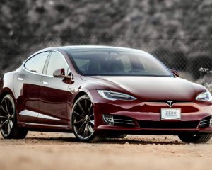 3 представника Tesla зайняли провідні позиції в рейтингу найпопулярніших електрокарів світу