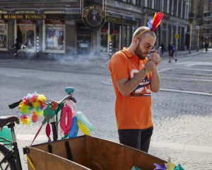 Цигарки заборонять продавати в супермаркетах