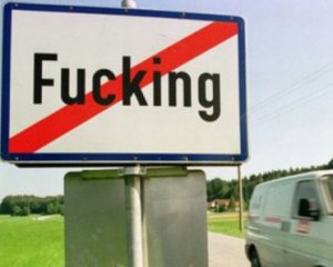 Дістали туристи та меми: австрійське село Fucking переіменують