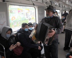 Объяснили необходимость закрытия метро Киева на выходные
