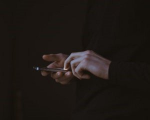 Карантинна афера: в мережі пропонують компенсації від держави