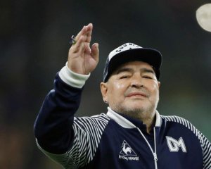 Особистого лікаря Марадони звинувачують у неумисному вбивстві легенди