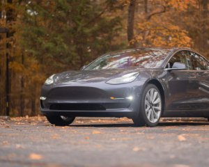 Власники Tesla отримають віддалений доступ до камер електрокарів